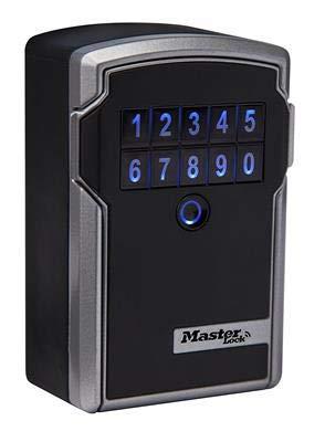 Master Lock nutikas ühendatud võtmetresor, sõjaväestandardiga krüpteerimine, välitingimustes, seinakinnitus, Bluetooth või numbrikood, 12,7 x 8,3 x 5,9 cm – kasutusnäide