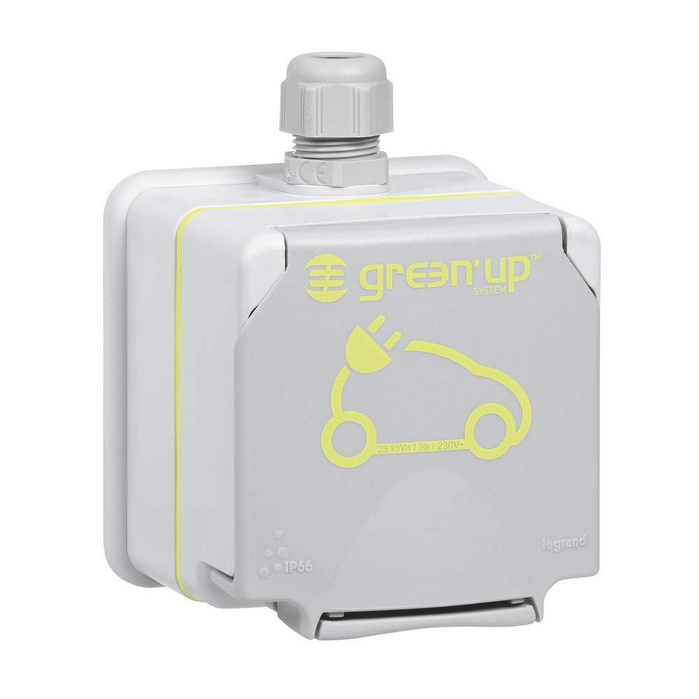 LEGRAND Green Up pistikupesa elektrisõidukitele ja pistikhübriididele, kiirlaadimissüsteem, Mode 1 & 2, 1-faasiline, 8-16A laadimisvool, 3,7kW, 230V, pinnapealne paigaldus, IK08, IP44, SAT00194 – kasutusnäide