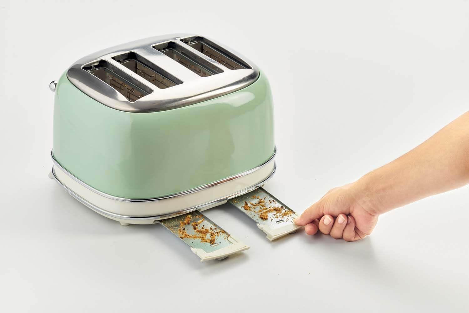 Ariete Vintage 156, 4-viilune röster, retro stiilis röster 6 röstimisastmega, automaatne väljastus, sulatusfunktsioon, eemaldatav purusahtel, roostevabast terasest korpus, 1600W, roheline – kasutusnäide