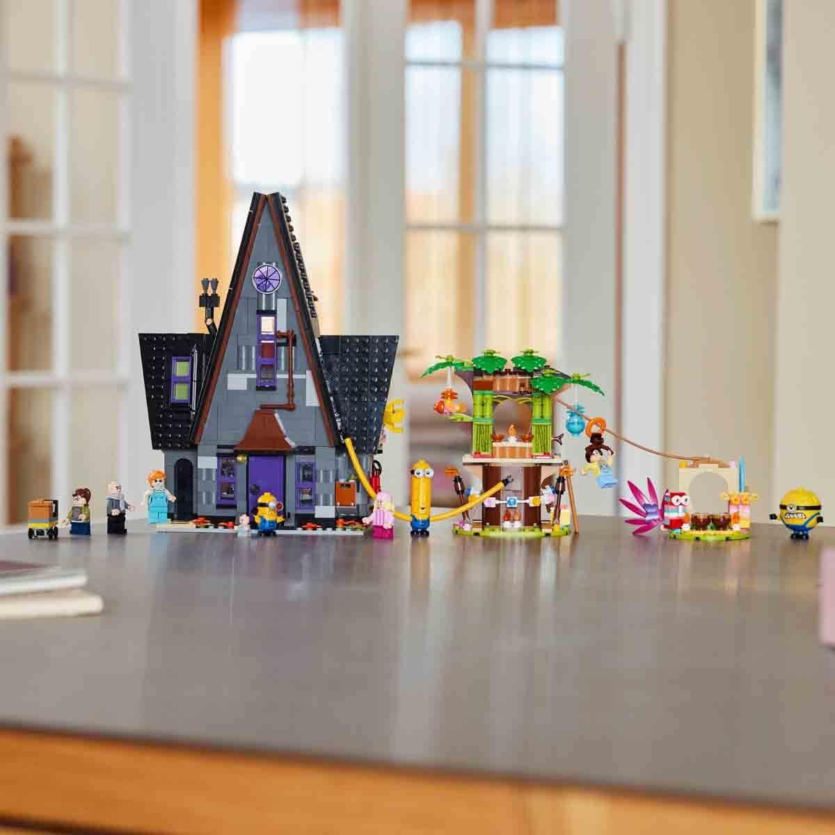 LEGO Minu lemmik vähk 4: Gru ja Minionite perevilla – Mängukomplekt filmist, mängumaja lastele alates 8. eluaastast – detailne vaade