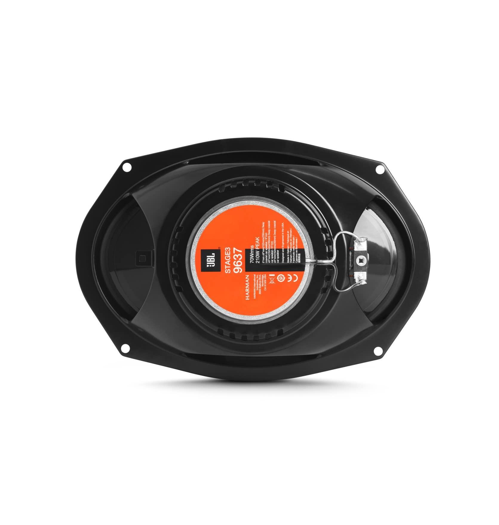 JBL Stage3 9637F 3-suunaline auto kõlarikomplekt Harman Kardonilt ilma võreta – 375W ovaalsed autokõlarid – 6″ x 9″ (152 mm x 230 mm) – kasutusnäide