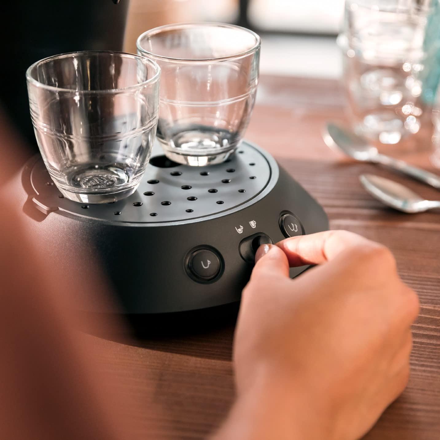 Philips Original Plus Eco kohvipadjamasin, kohvi kanguse valik, Coffee Boost tehnoloogia, 80% taaskasutatud plastik, 45% väiksem energiakulu, 2 tassi korraga, klaverlakitud must (CSA210/22) – kasutusnäide