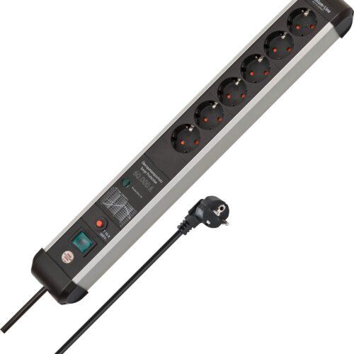 Brennenstuhl Premium-Protect-Line 6-pesaline pikendusjuhe ülepinge kaitsega 60 000 A (mitmeotstarbeline pistikupesa lülitiga ja 5m kaabliga