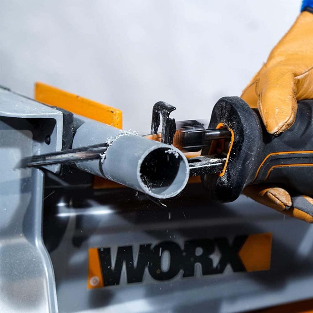 WORX WX500.9 akuga tikksaag 20V – võimas ja ergonoomiline saag, muudetava kiirusega (sisaldab puidu- ja metalli lõikeketast, ilma aku ja laadijata) – kasutusnäide