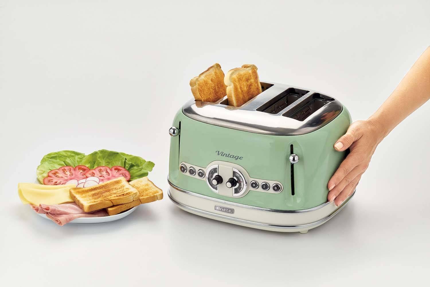 Ariete Vintage 156, 4-viilune röster, retro stiilis röster 6 röstimisastmega, automaatne väljastus, sulatusfunktsioon, eemaldatav purusahtel, roostevabast terasest korpus, 1600W, roheline – pakend ja tarvikud