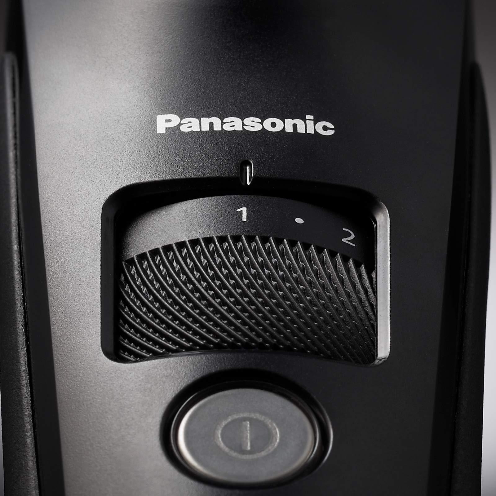 Panasonic ER-SC40K803 meeste juukselõikur – kaasaskantav, juhtmevaba ja veekindel trimmer, 20 pikkuse seadistust, LED-ekraan, must – kasutusnäide