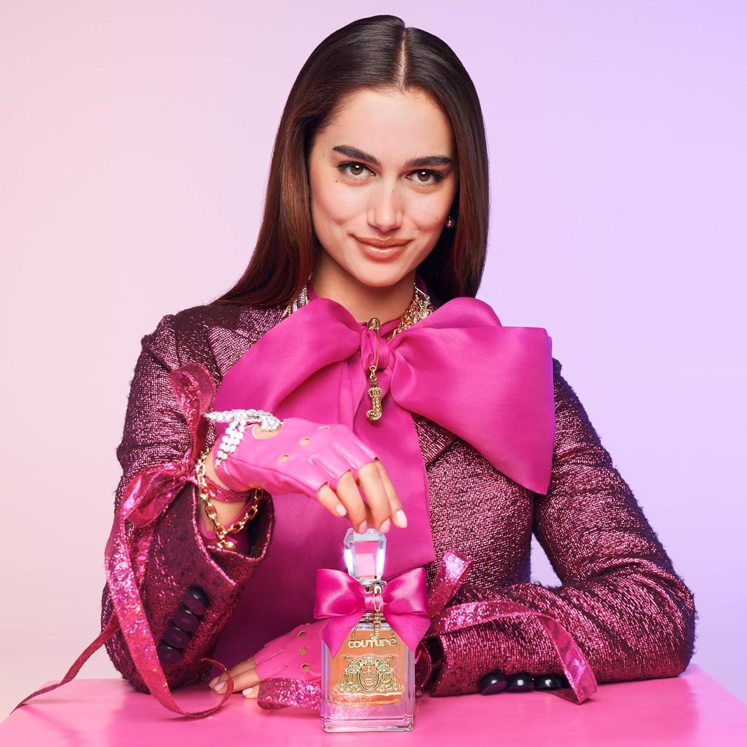 Juicy Couture – Viva la Juicy, Eau de Parfum, romantiline ja naiselik lillelõhn, värskendav ja kerge aroom, 100 ml – pakend ja tarvikud