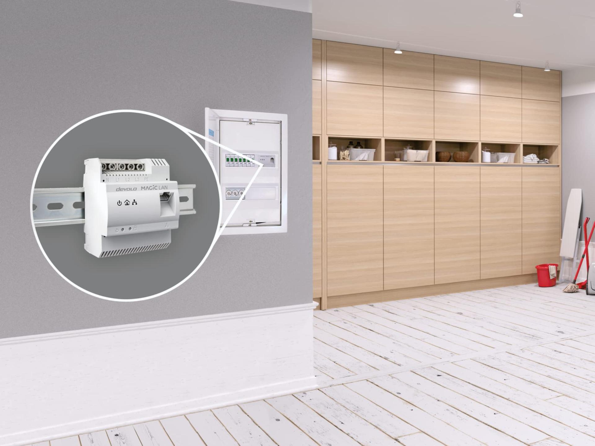 devolo Magic 2 LAN DINrail Powerline Din-liist adapter, kuni 2.400 Mbit/s, Internet jaotuskapist, professionaalne koduvõrk, hall – pakend ja tarvikud