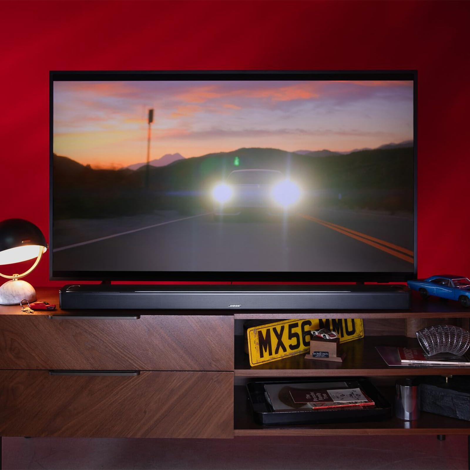 Bose Smart Ultra Soundbar Dolby Atmosega, Alexa, juhtmevaba Bluetooth-KI, ruumiline heli teleritele, must – pakend ja tarvikud