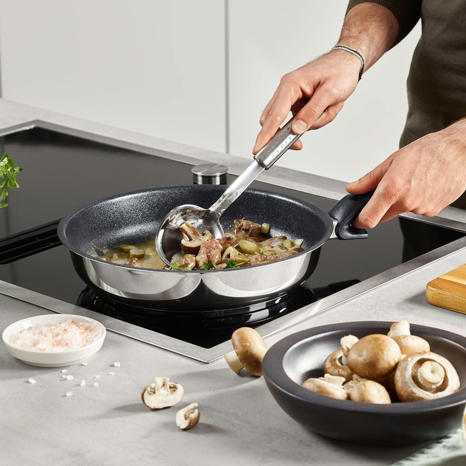 Fissler Adamant Premium – kriimustuskindel mittenakkuv roostevabast terasest pann (Ø 28 cm), induktsiooniga ühilduv, hõbedane – pilt 6