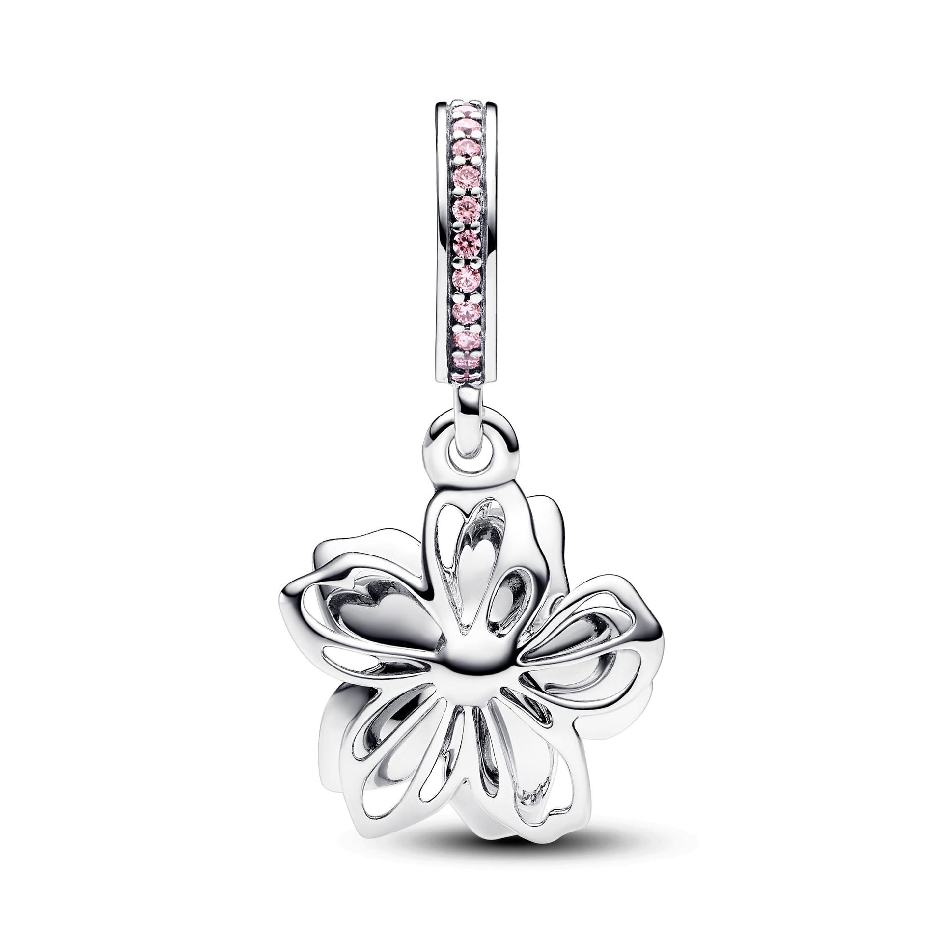 PANDORA Moments kirsiblossomi amulett-hõlka Sterling hõbedast tsirkooniaga, sobib Moments käevõrudega, 790667C01 – detailne vaade