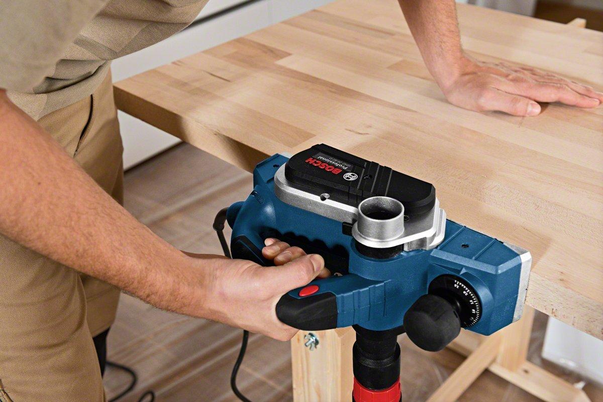 Bosch Professional Höövel GHO 26-82 D (710 W võimsus, paralleeljuhik, kuuskantvõti SW 2,5, tekstiilist tolmukott, tööriistakohver) – pilt 8