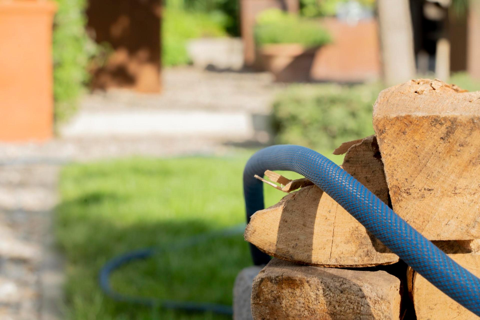Gardena Liano Xtreme 1/2 tolli, 30m komplekt: Äärmiselt vastupidav aiavoolik tekstiilkattest, PVC-sisemise voolikuga, kerge, ilmastikukindel (18477-20) – kasutusnäide