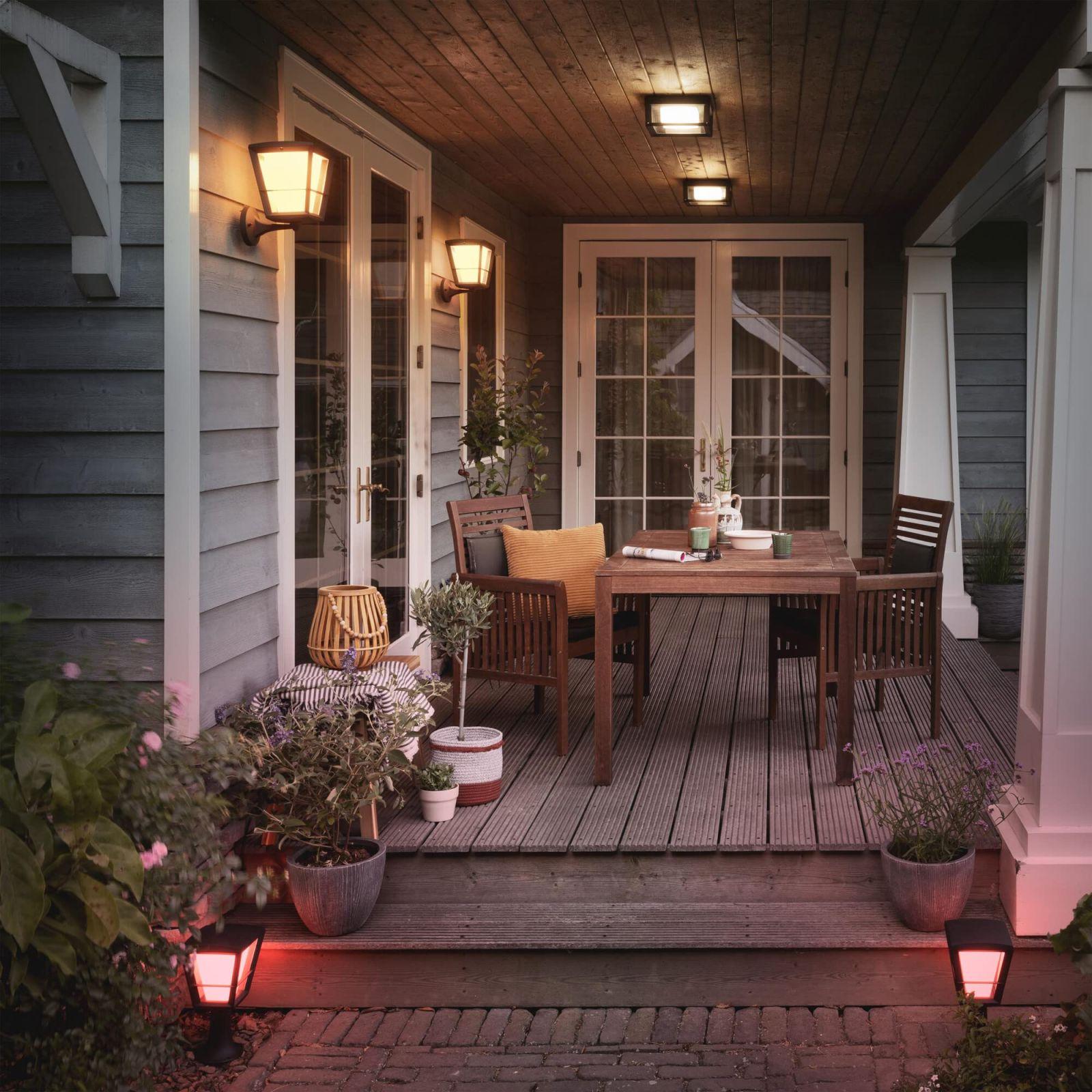 Philips Hue White and Color Ambiance LED välisseinavalgusti Econic (ruudukujuline) | hämardatav | kuni 16 miljonit värvi | juhitav rakenduse kaudu | ühilduv Amazoniga – pakend ja tarvikud