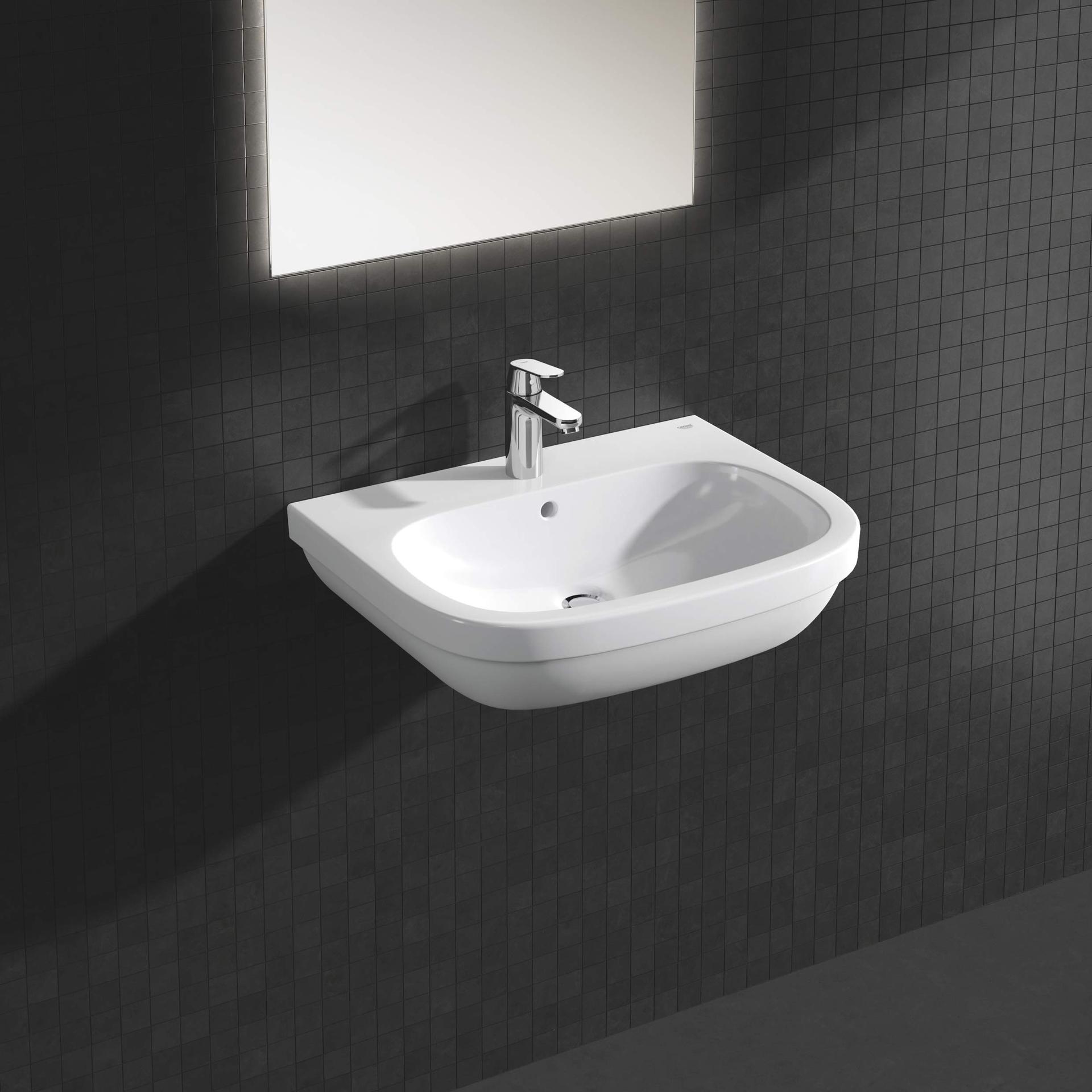 GROHE Eurosmart Cosmopolitan – Ühe käega valamu segisti (veesäästlik, M-suurus, kiire kinnitamine, paindlik ühendus), kroom, 23325000 – pakend ja tarvikud