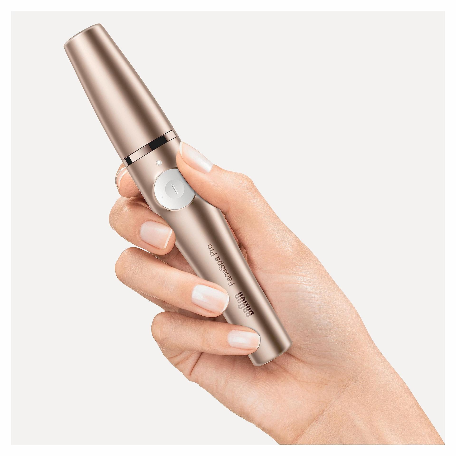 Braun FaceSpa Pro Beauty Set näoepilaator naistele / näokarvade eemaldaja, näopuhastushari, hoiukarp, karvaeemaldus, disainitud Saksamaal, puhastus ja naha pinguldamine, SE921 – kasutusnäide