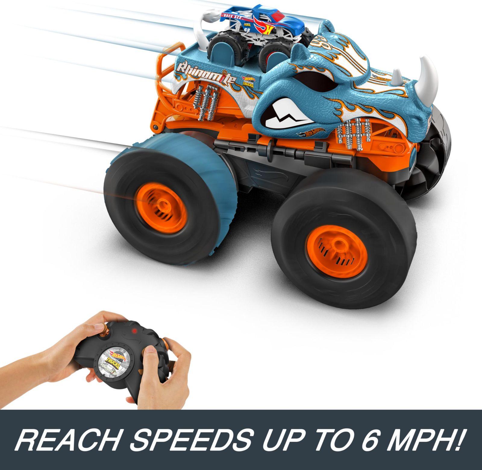 Hot Wheels Monster Trucks juhtimispultiga auto, ümber ehitatav Rhinomite 1:12 mõõtkavas Race Ace mänguasjaautoga 1:64 mõõtkavas, muudetav stardiplatvormiks, HPK27 – pakend ja tarvikud