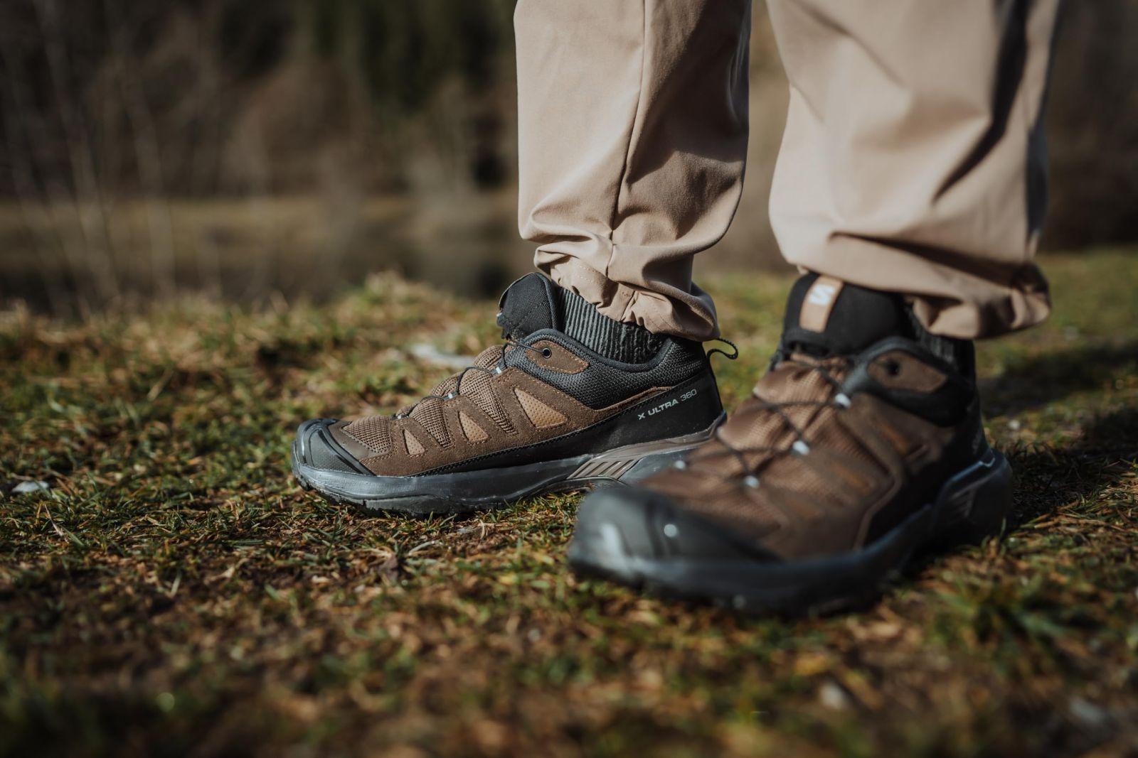 Salomon X Ultra 360 Leather Gore-Tex Veekindlad Meeste Matkajalatsid, Välitingimustele Valmis, Haarduvus, Kaitse Kõigis Ilmades, Dark Earth, 45 1/3 – pakend ja tarvikud