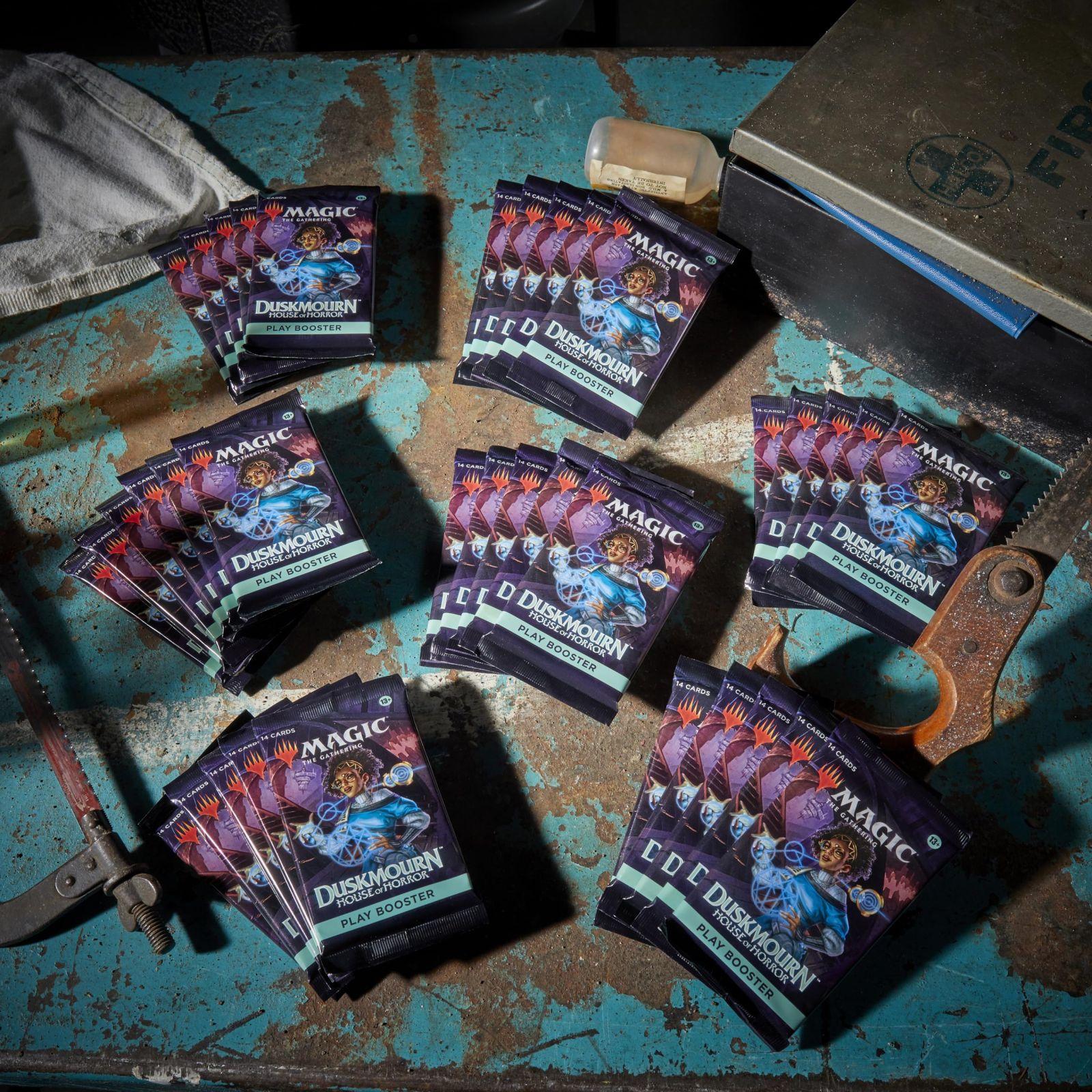 Magic: The Gathering Duskmourn: House of Horror Play Booster Box – 36 pakki (504 Magic kaarti) – pakend ja tarvikud