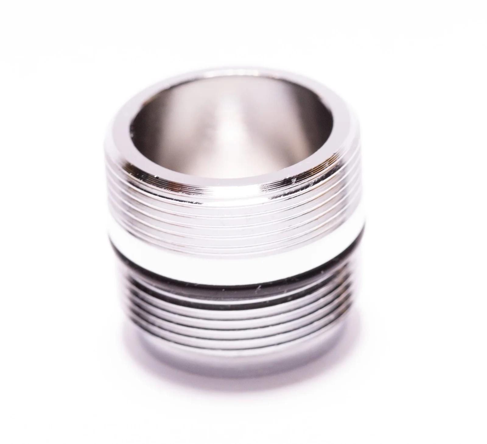 BLUMKRAFT verchromitud messingadapter M21,5→M22 — lihtne vahetus – detailne vaade
