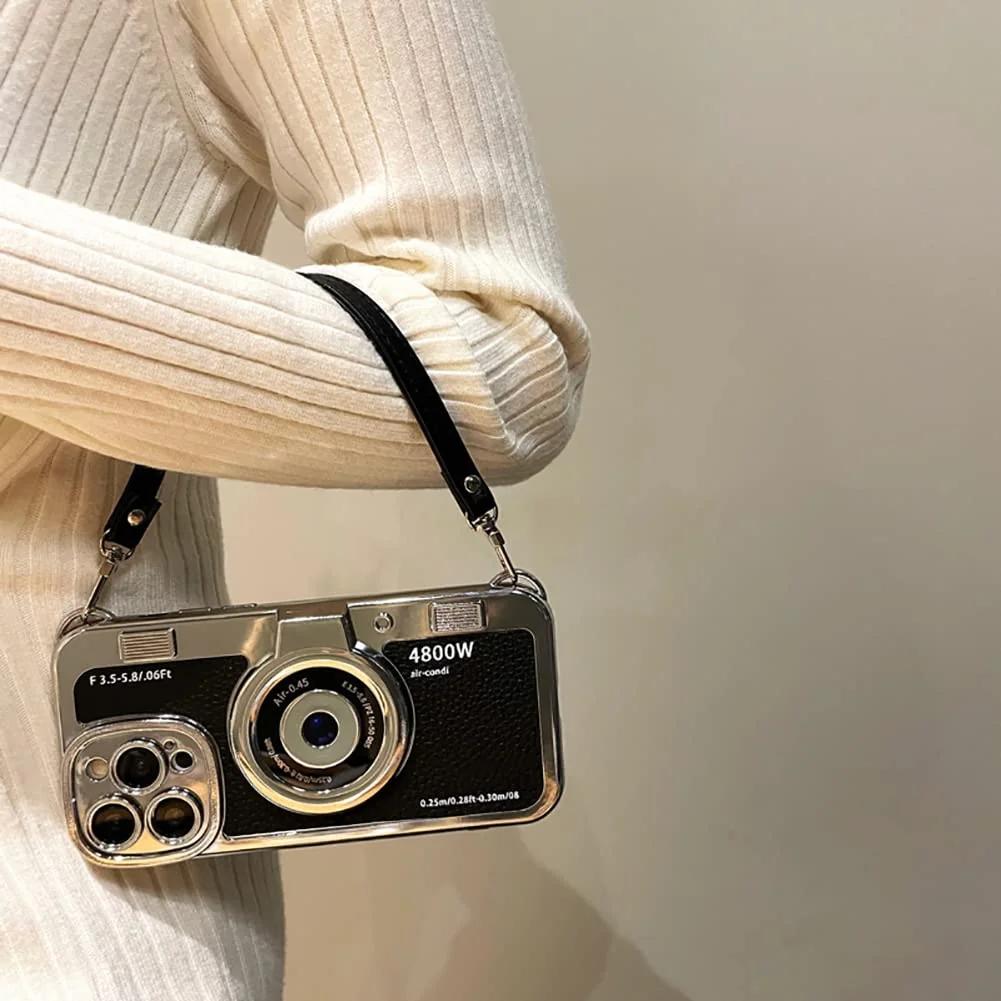 QoKcoahn silikoonkate iPhone 15 Plus — vintage kaamera stiil – kasutusnäide