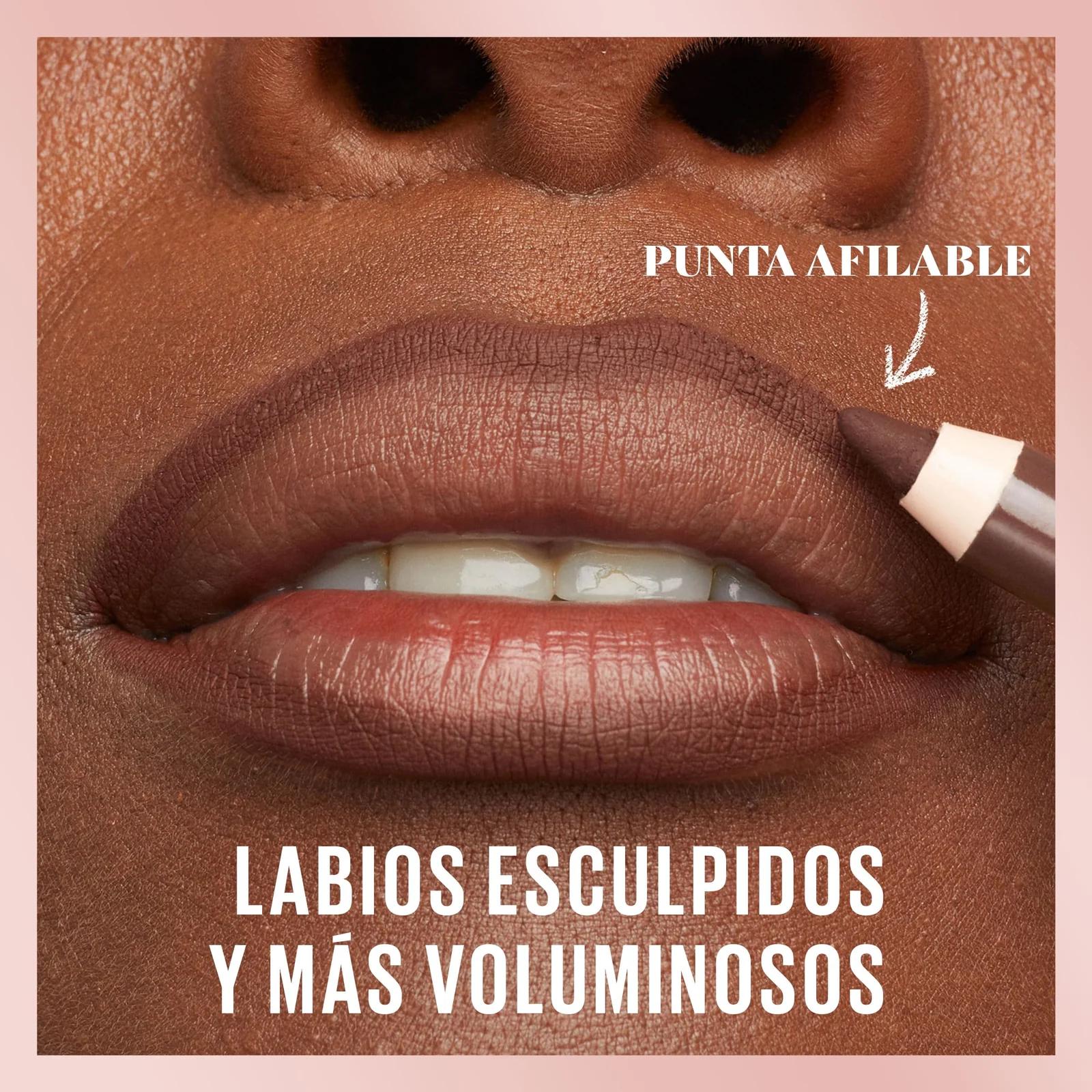 MAYBELLINE hüalurooniga lipliner – hooldav kontuur, prallus – kasutusnäide