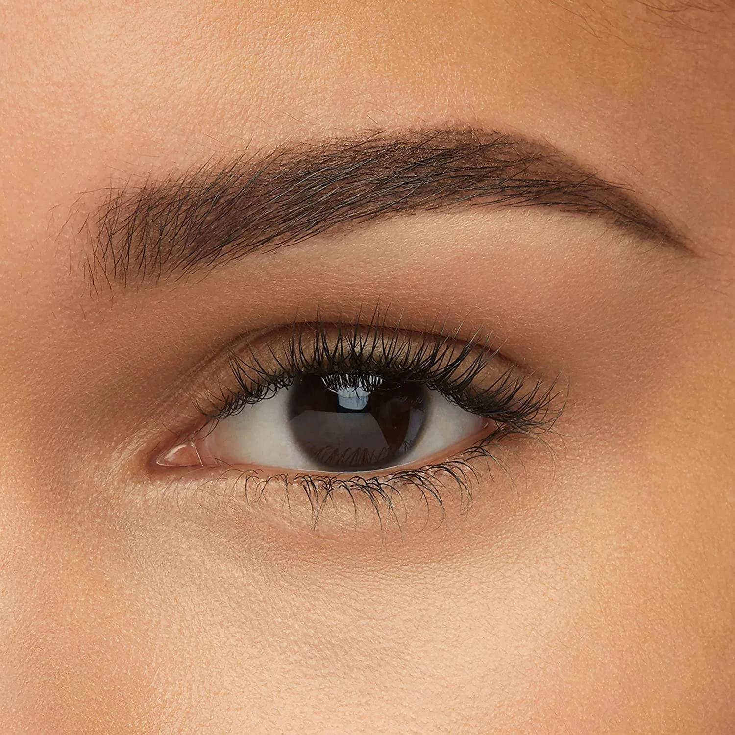 MAYBELLINE satiinist kulmutoode – naturaalse viimistlusega duo – lisavaade