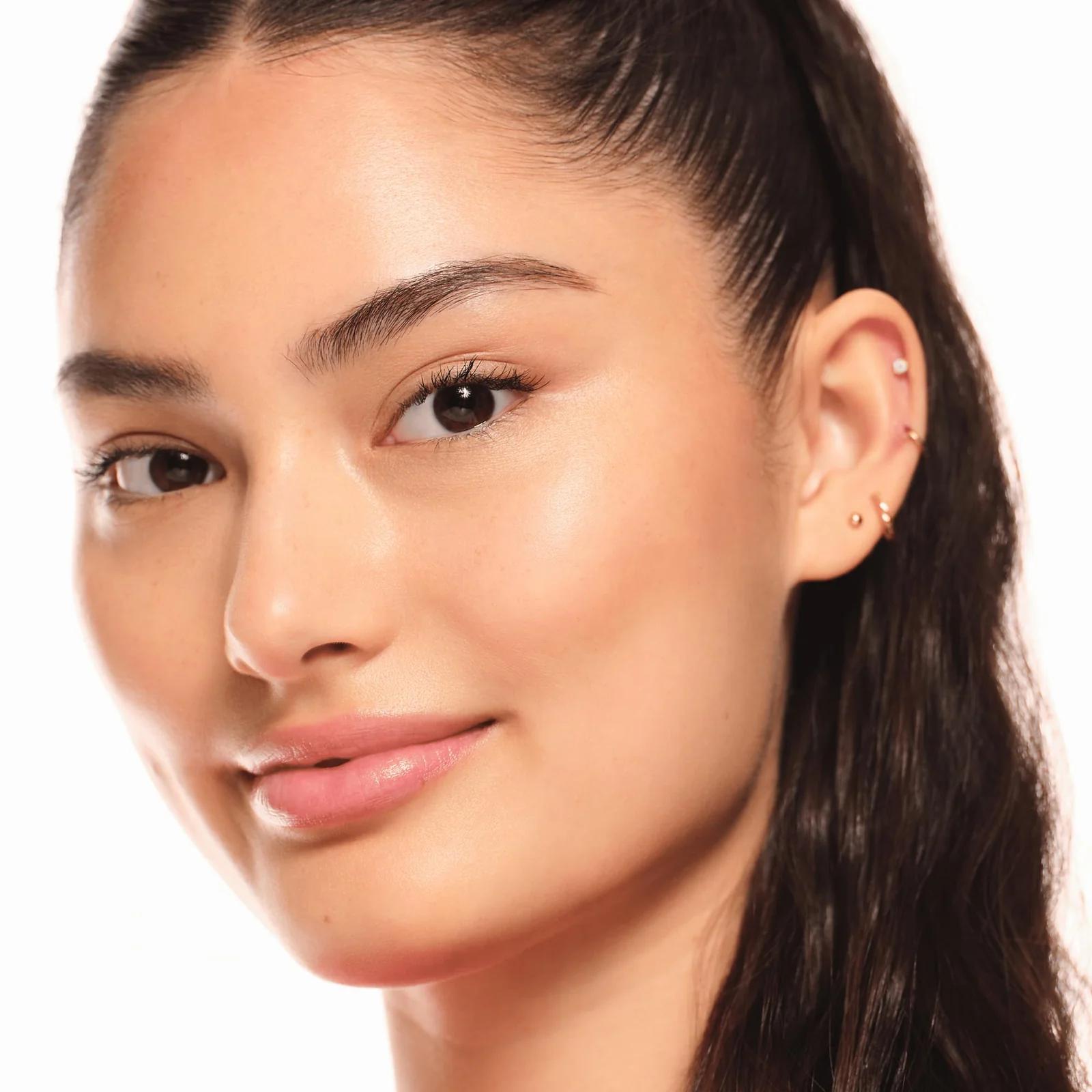 essence cosmetics päevane kulmugeel — täidlus ja definitsioon – kasutusnäide