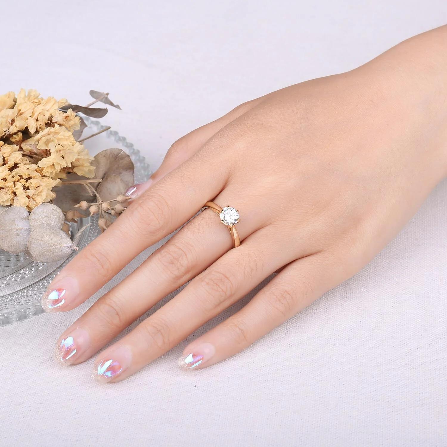 JewelryPalace hõbedane solitaarrõngas 925 – elegantne kink – kasutusnäide