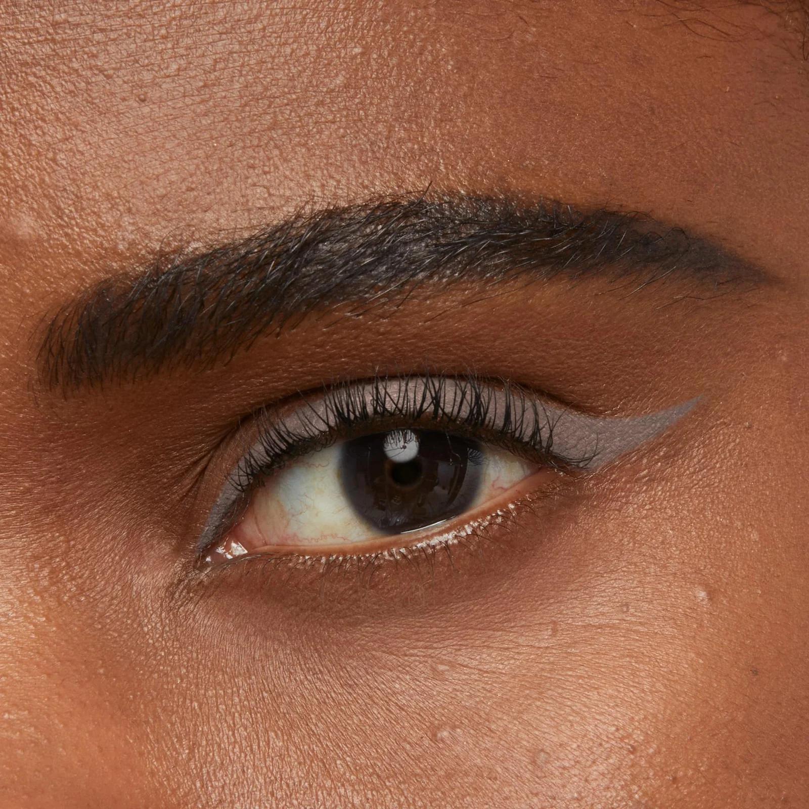 MAYBELLINE kauakestev silmapliiats — kreemjas, smooky efekt – pilt 6