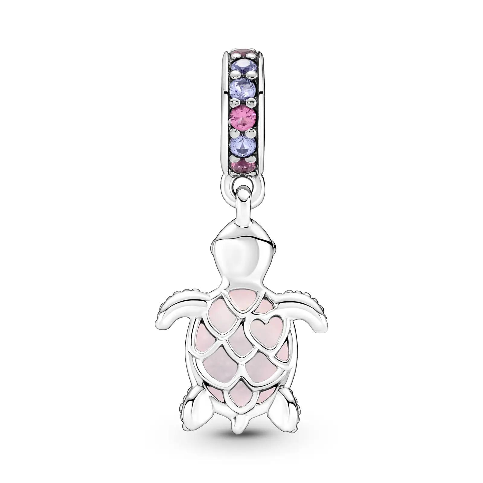 PANDORA 798939C02 charms ja helmed – detailne lähivaade