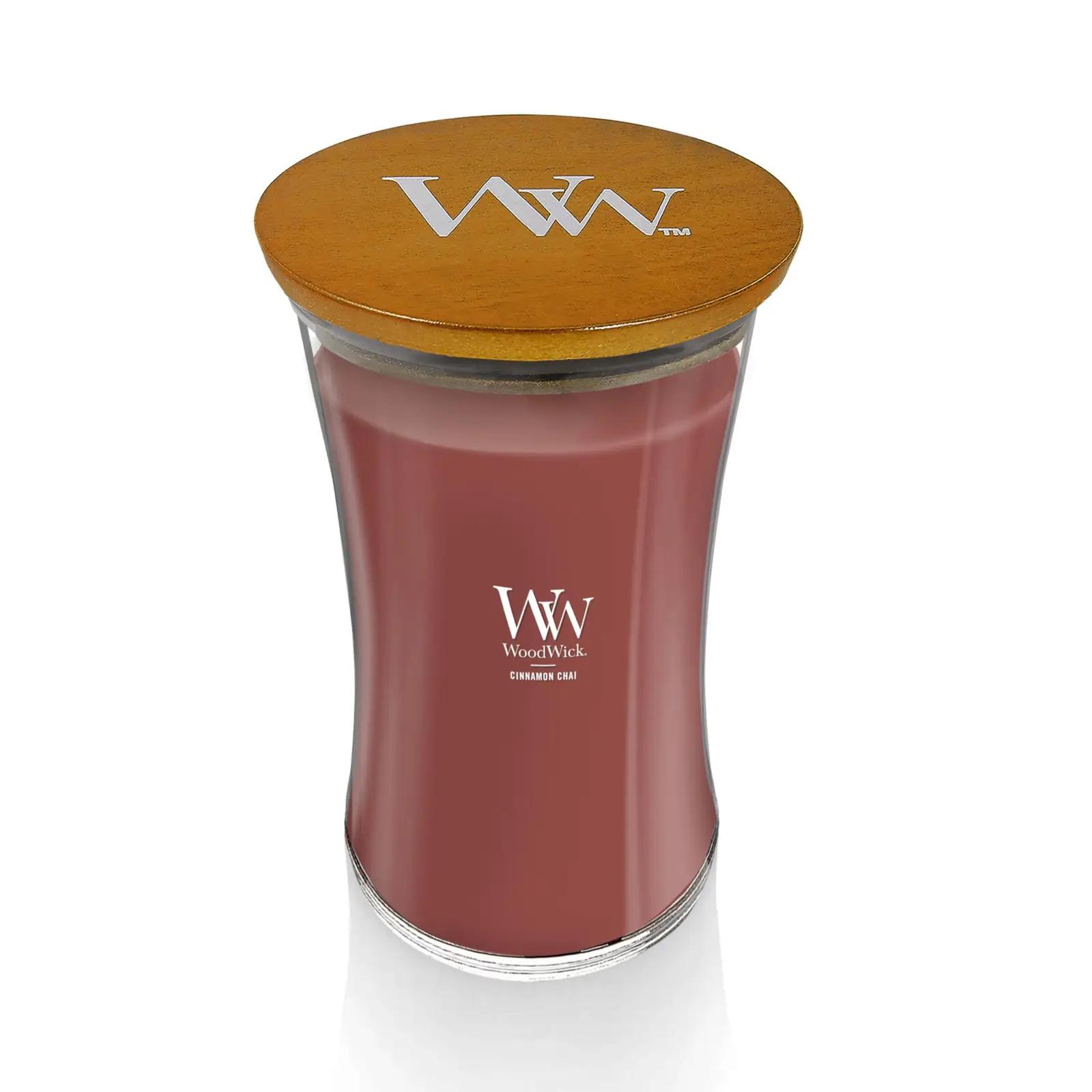 WoodWick lõhnaküünal Cinnamon Chai – pika põlemisega klaas – detailne vaade