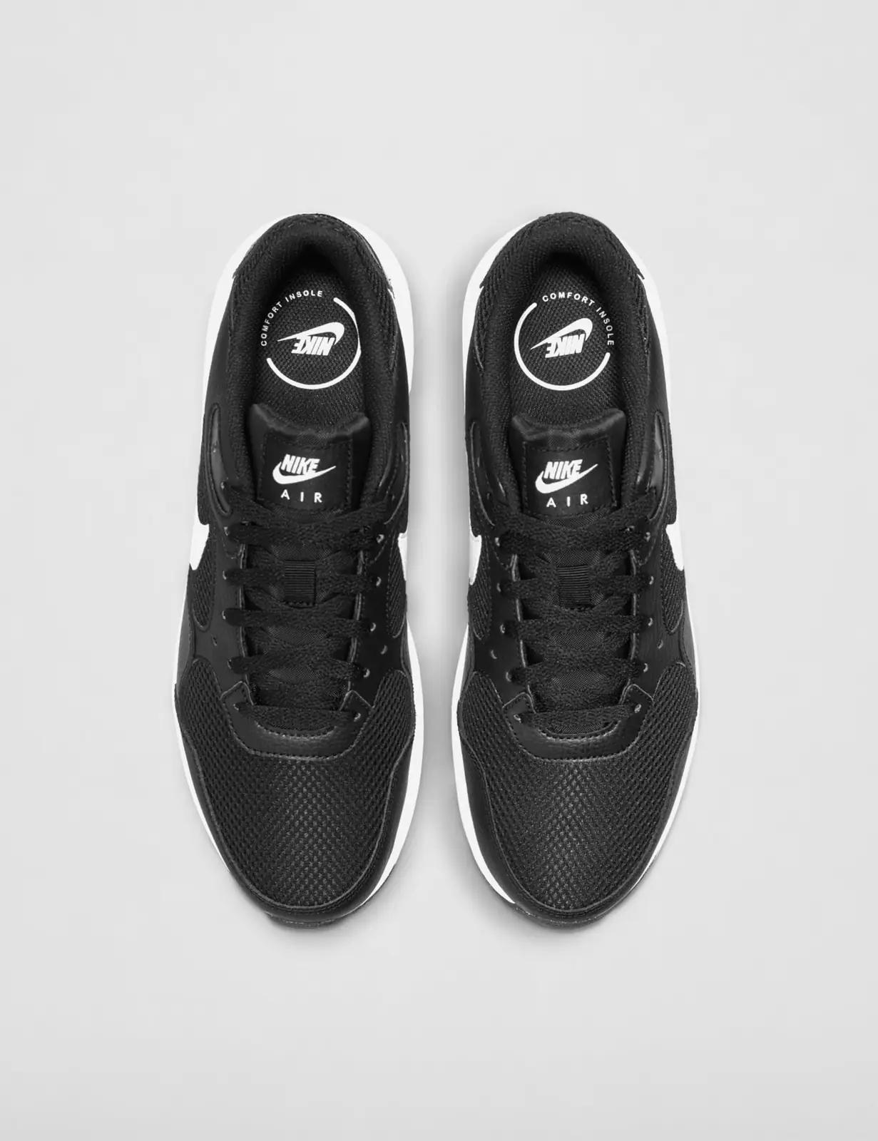 NIKE stiilne Air Max tossud sportlikuks igapäevaks – kasutusnäide