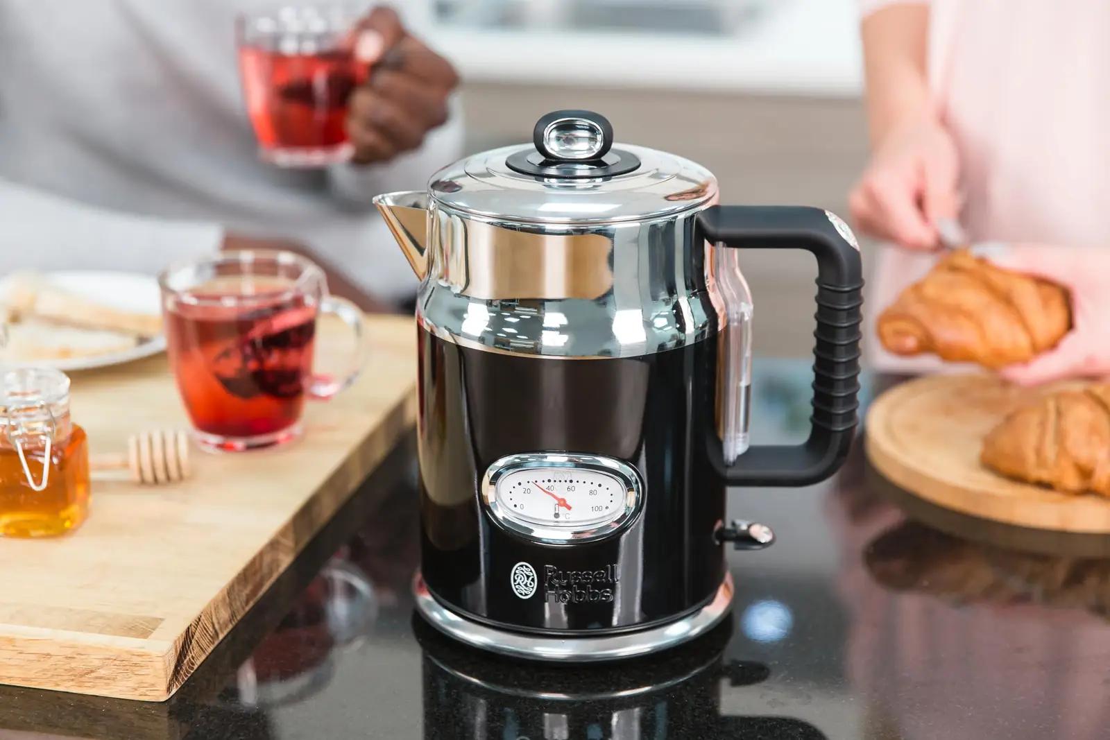 Russell Hobbs retro-terasest veekeetja 1,7 l – stiilne kingiidee – pilt 9