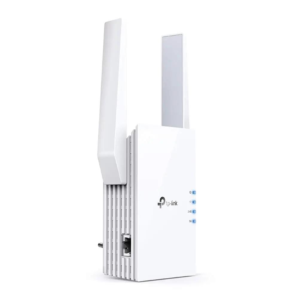 TP-Link pehme-valge WiFi 6 repeater – parem katvus kodus – detailne vaade