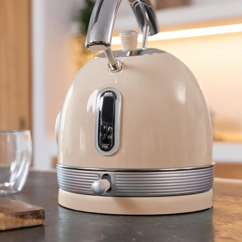 Cecotec roostevaba veekeetja Vintage stiilis – 1,8 l – pakend ja tarvikud