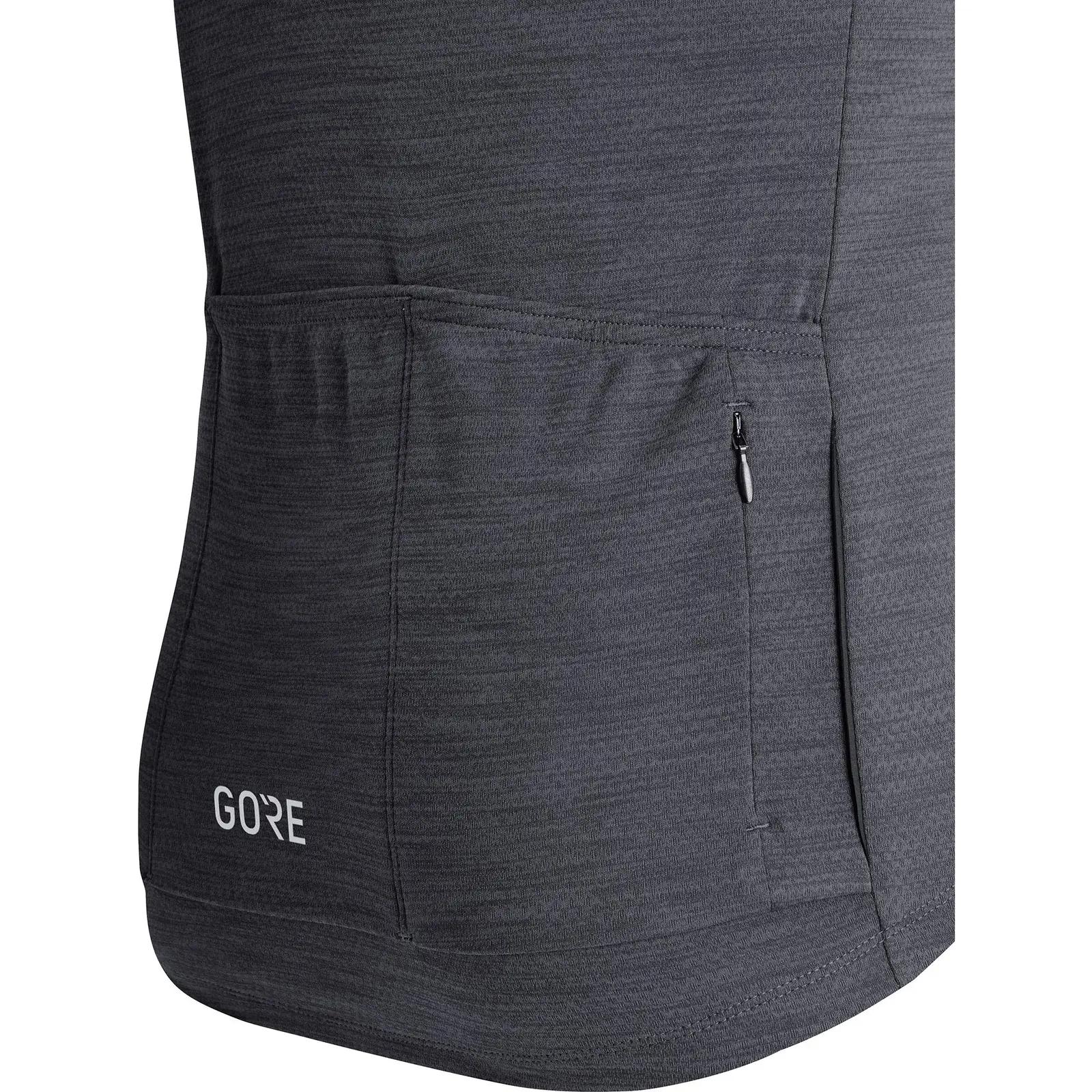GORE WEAR must meestesõidutriko, hingav ja kestev XL – kasutusnäide