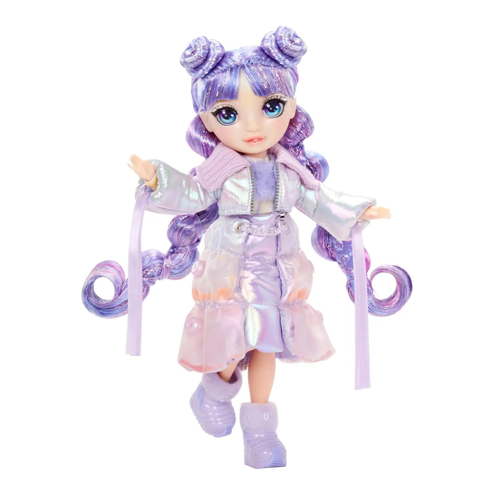 Rainbow High lillakas moe-nukk 28 cm – talvine mänguasi – pakend ja tarvikud