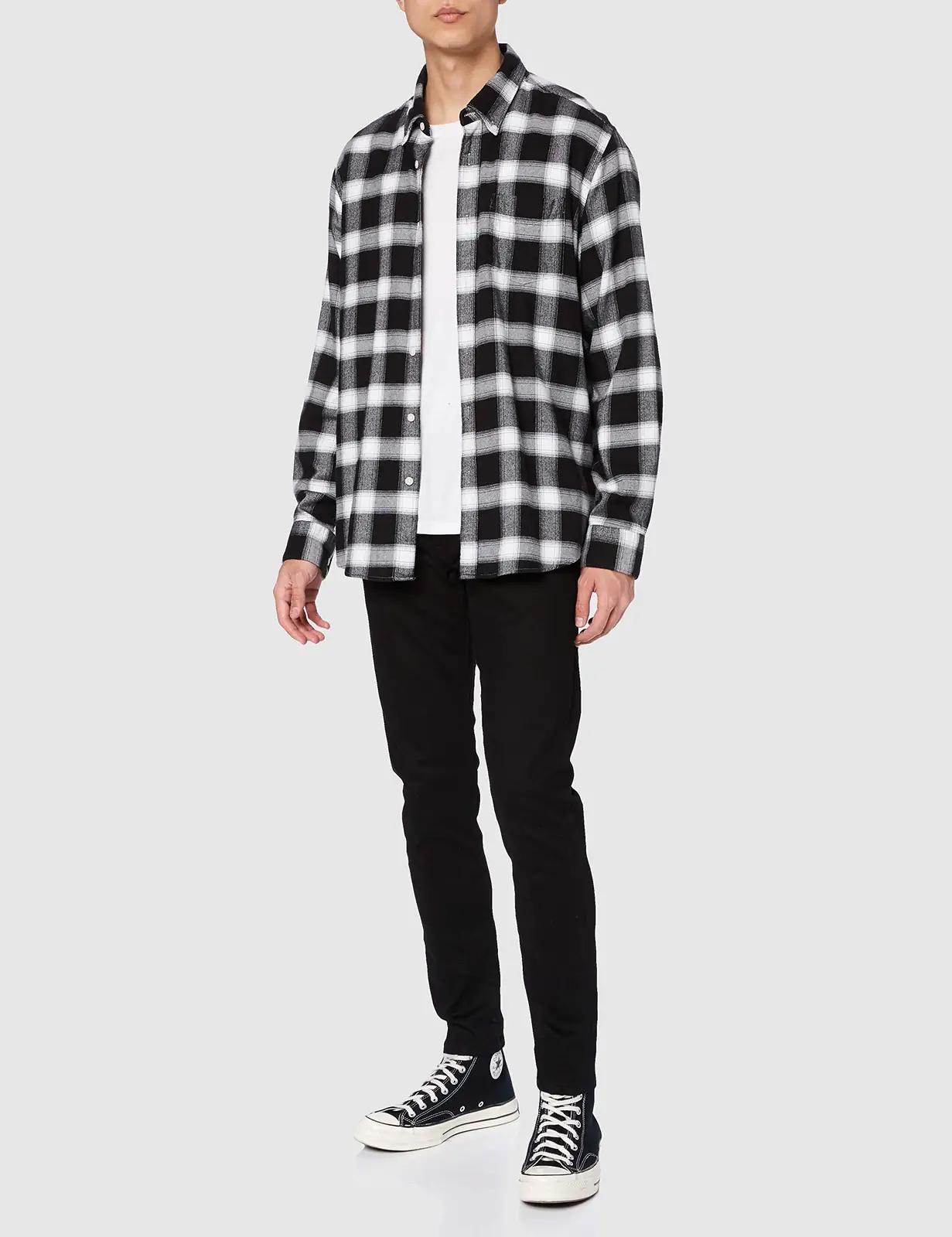 Levi's 28833-0013 teksapüksid – detailne lähivaade
