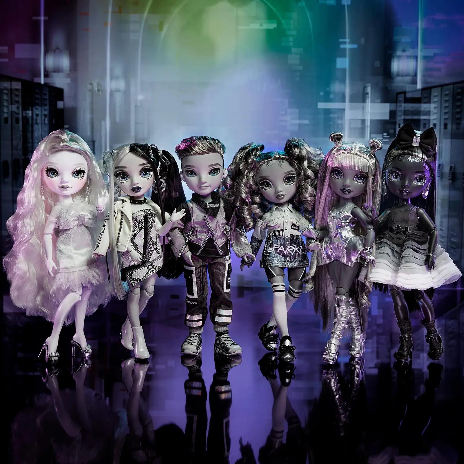 Rainbow High GLITTER BABIES nukud – hõbedane ASH stiilne komplekt – detailne vaade