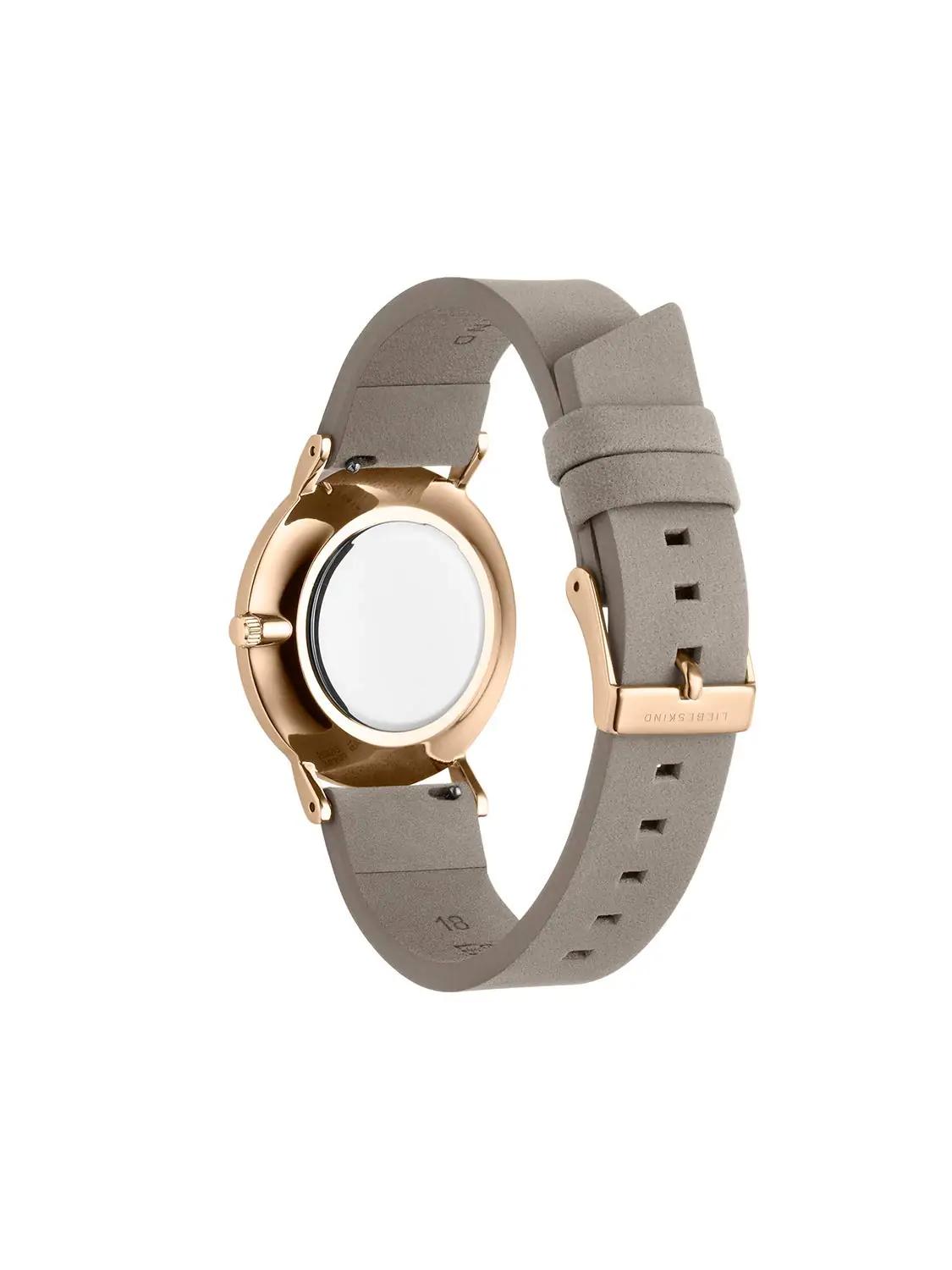 LIEBESKIND nahast käekell 34 mm – stiilne igapäevane aksessuaar – kasutusnäide