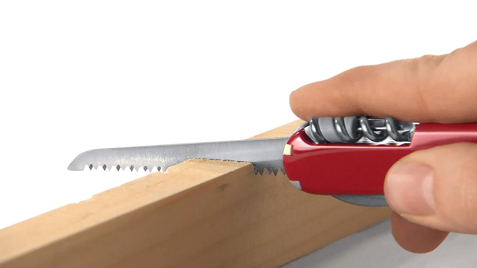 Victorinox vastupidav taskunuga Outrider – kasutusnäide