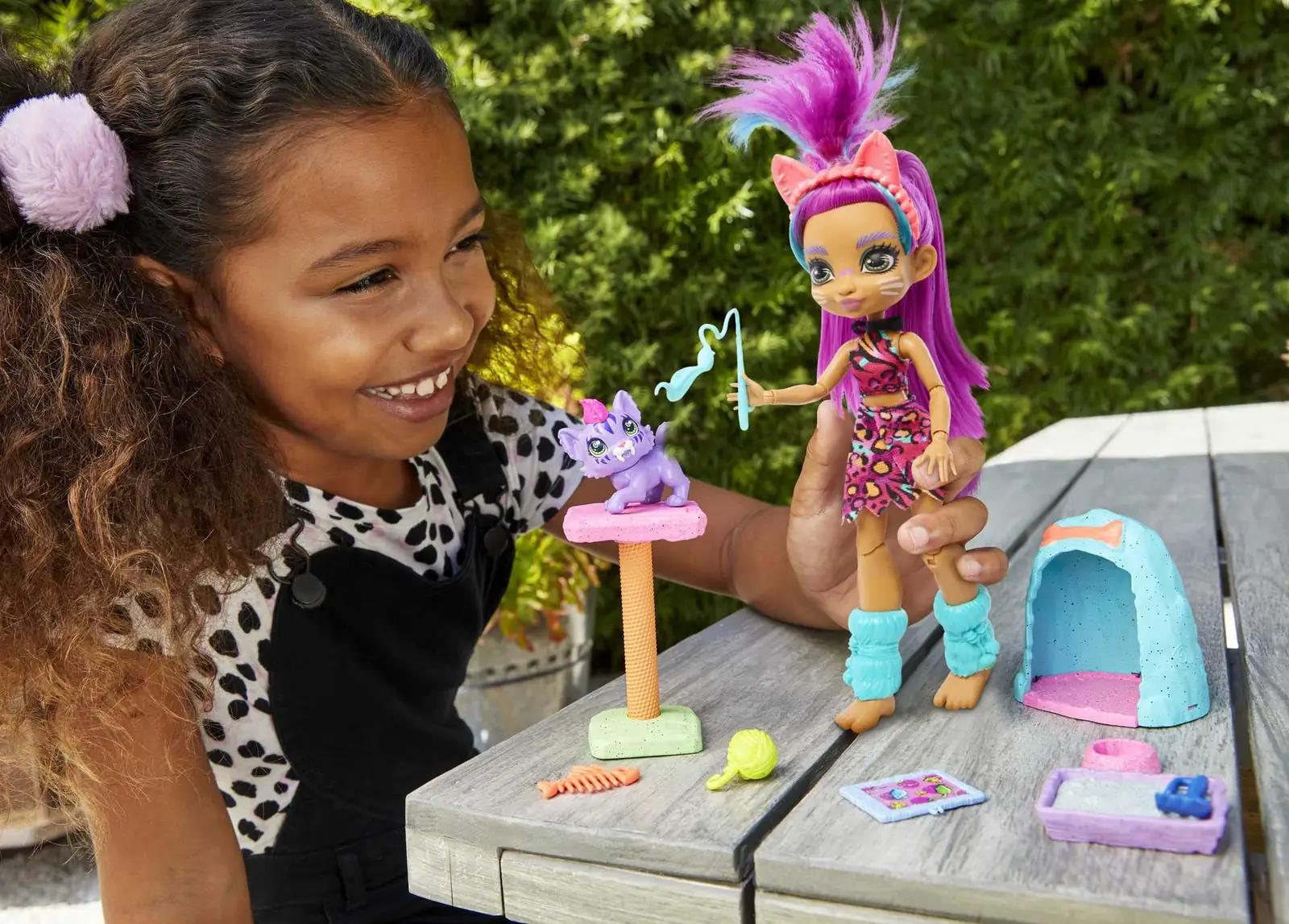 Mattel Cave Club nukumäng komplekt – seiklus ja mänguriistad – detailne vaade