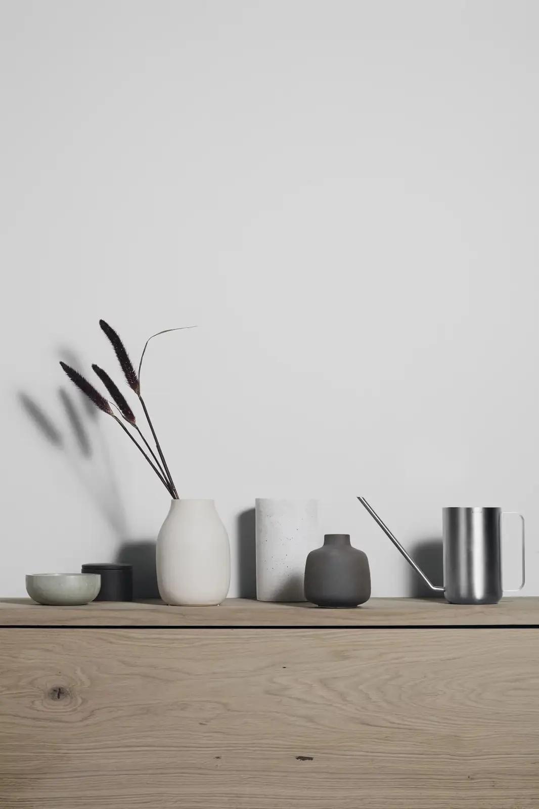 Blomus keramikavaas ColorA – elegantne kodukaunistus – kasutusnäide