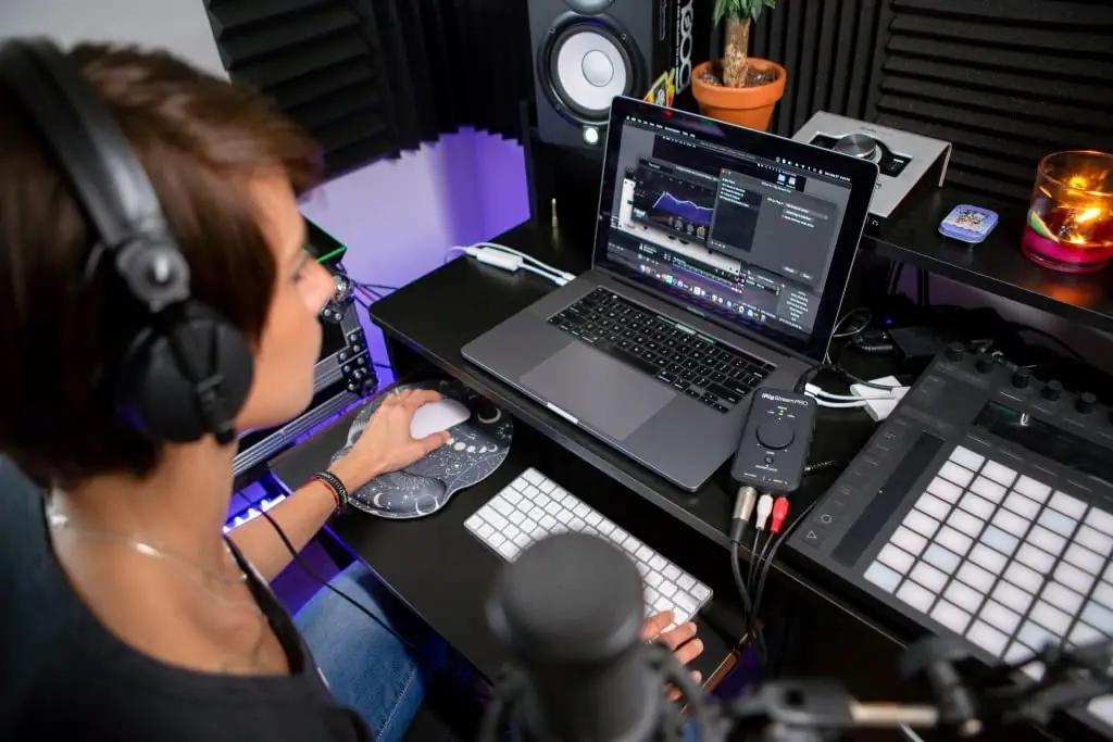IK Multimedia audio-liides stuudioks ja voogedastuseks — – pilt 8
