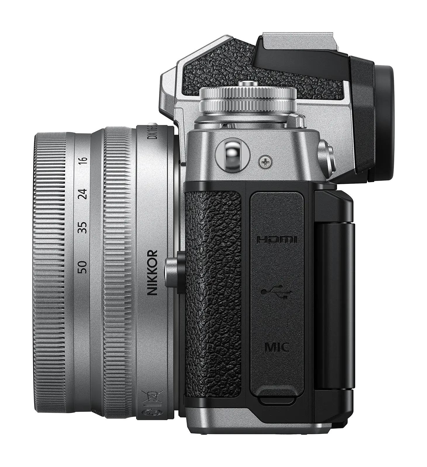 Nikon stiilne ja kerge hübriidkaamera – Z fc Silver Edition – pakend ja tarvikud