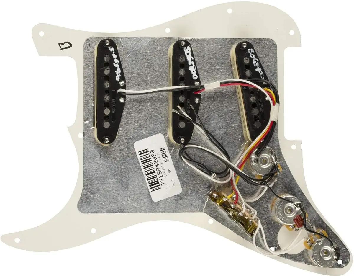 Fender kaitsev pleksikaitse Stratocasterile — tekstiilne – pakend ja tarvikud