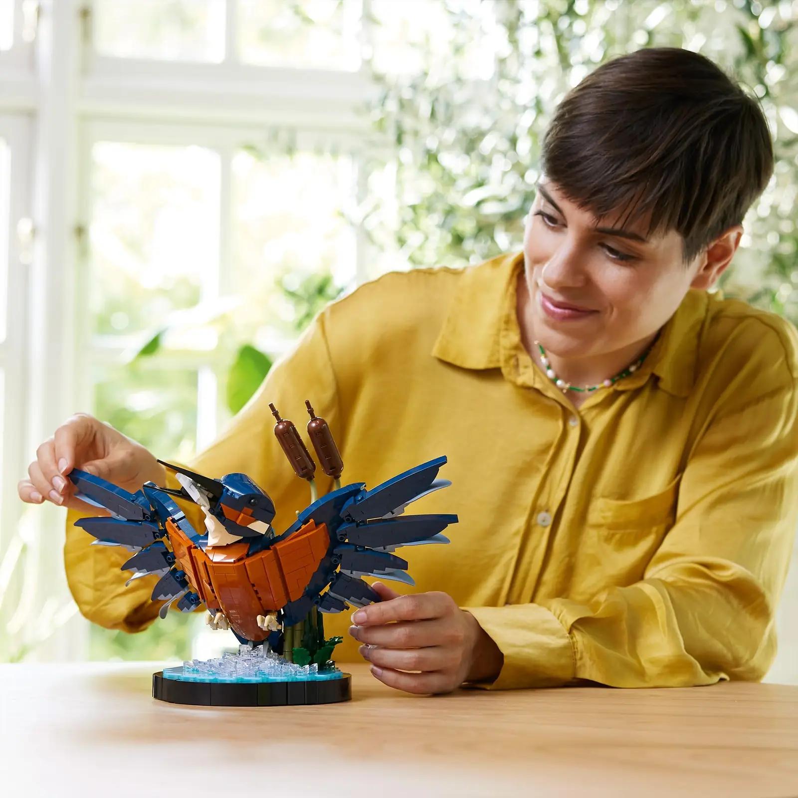 LEGO elegantne jäälind mudel — dekoratiivne ehituskingitus – pilt 8