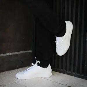 PUMA 365215 tossud ja spordijalatsid – detailne lähivaade