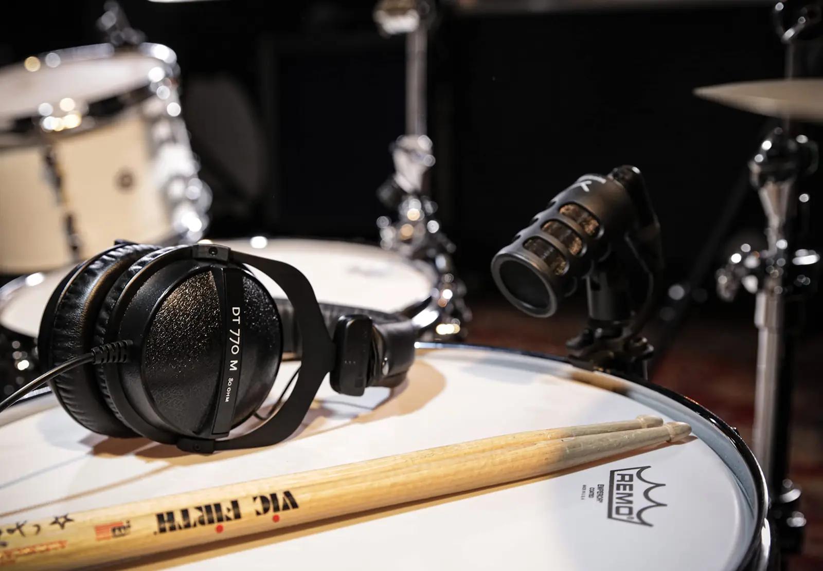 beyerdynamic stuudiokõrvaklapid DT 770 M – mugav softskin – pilt 7